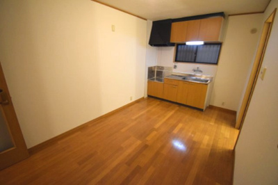 【居間・リビング】 | 駒ヶ林町4丁目貸家