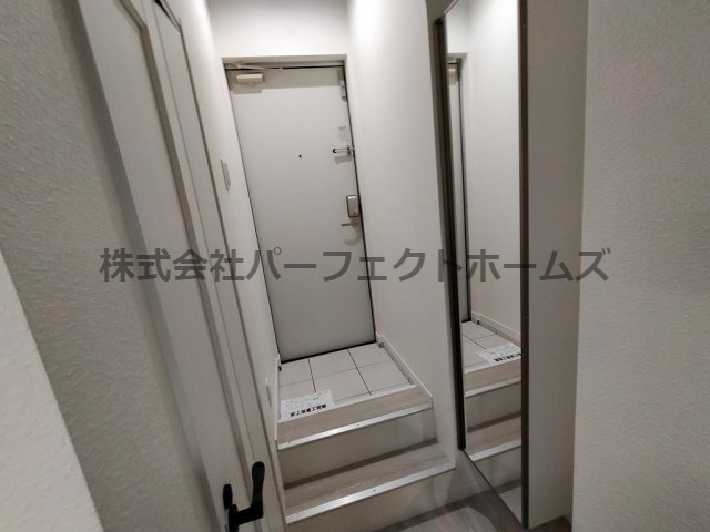 あんしん+石津南町の玄関|全身姿鏡付きの玄関！