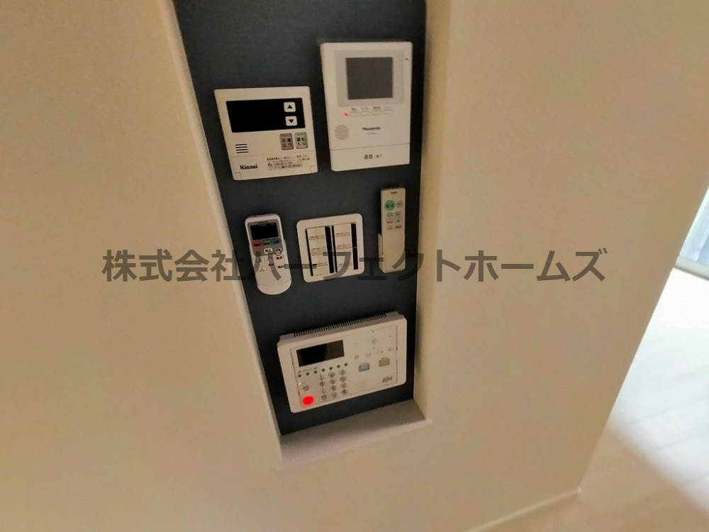 あんしん+石津南町のセキュリティ|リモコンだらけです。
