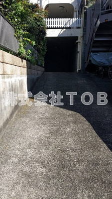 【エントランス】 | 二見邸