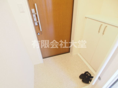【玄関】 | フォレナ | きれいな玄関です