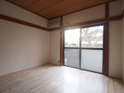 【居間・リビング】 | コーポみや | 使いやすい居間です