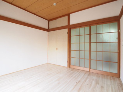 【居間・リビング】 | コーポみや | 使いやすいリビングです