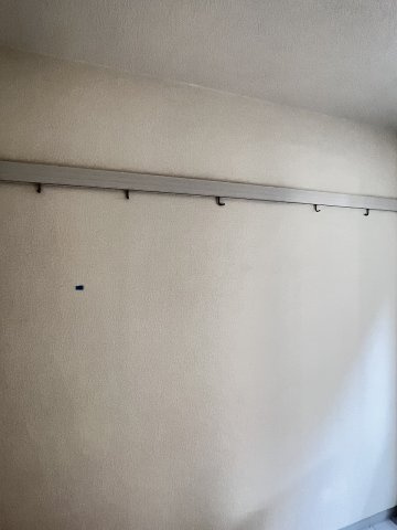 洋室のハンガーフック