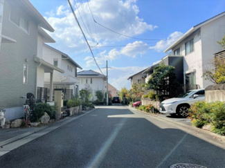 【前面道路含む現地写真】