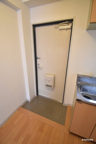 メルマン酒井　仲介手数料無料の玄関