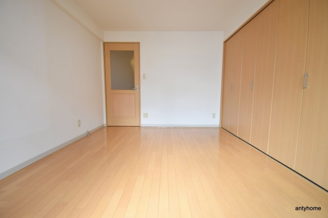 メルマン酒井　仲介手数料無料の居間・リビング