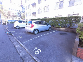 【駐車場】 | 平置き駐車場です。