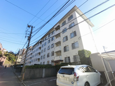 【外観】 | サンコーポ蒔田 | 総戸数６０戸、昭和５３年１０月築、管理人は巡回勤務につき管理体制良好です♪