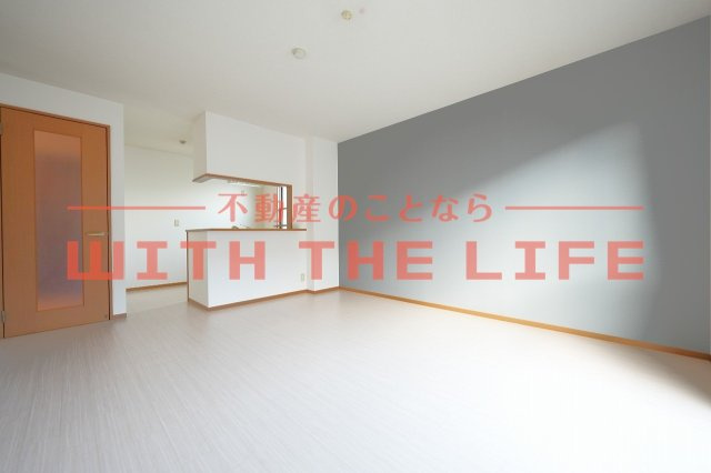 オリエントクレスト【10，000円キャッシュバック対象物件】の内装|内装は落ち着いています