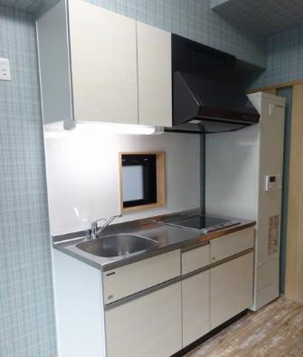 【キッチン】 | f-cube 1st Toyonaka | ※同タイプの写真となり、実際のお部屋とは異なる場合があります