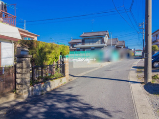 【前面道路含む現地写真】