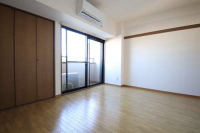 【洋室】 | ルミエールS