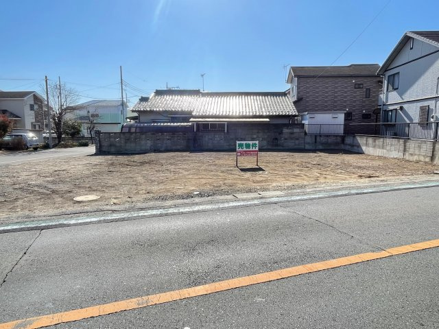 藤岡市本郷　土地990の前面道路含む現地写真