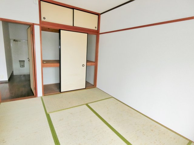 コーポみのわの和室