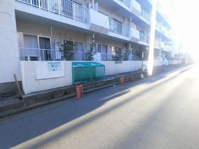 【その他共用部分】 | 花月園ローズプラザ | ゴミ置場です。