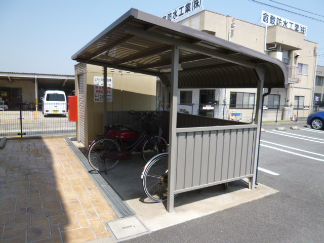 フレブラースのその他共用部分|駐輪場