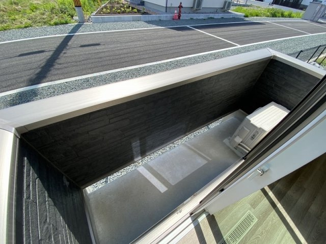 レジデンス向中野のバルコニー