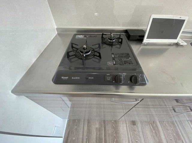 レジデンス向中野のキッチン