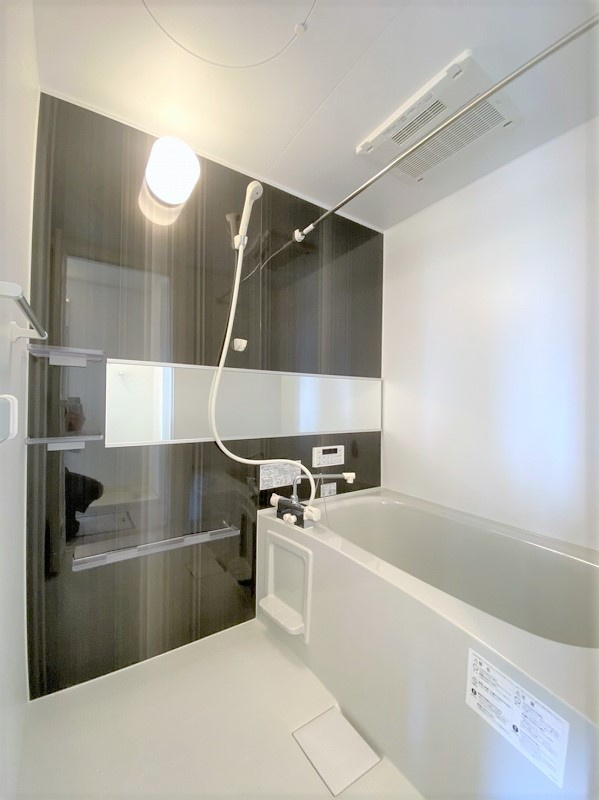 レジデンス向中野の浴室