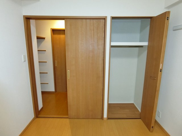 【収納】 | シャンピア西田辺