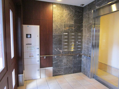 【エントランス】 | ランドシティ中央通