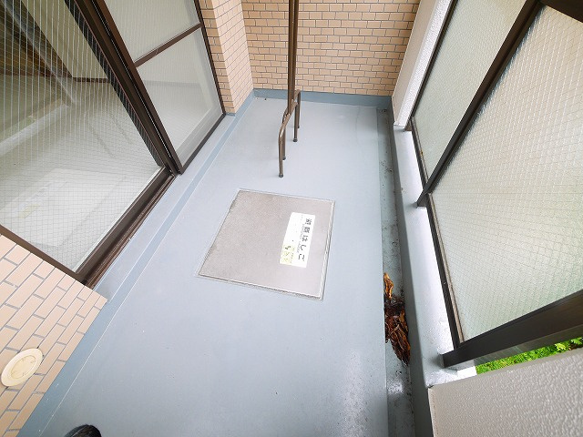 パーク・ノヴァあやめ池のバルコニー