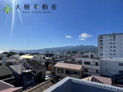 【展望】 | 店舗併用住宅　「相模湾が一望できる屋上あり♪」