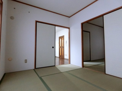 【寝室】 | コーポラス里花