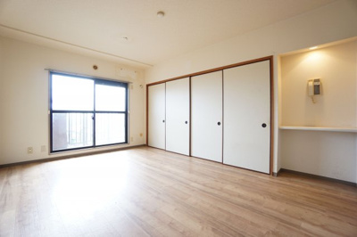 【居間・リビング】 | ラフィネ小倉 | ※同物件、同タイプのお部屋です