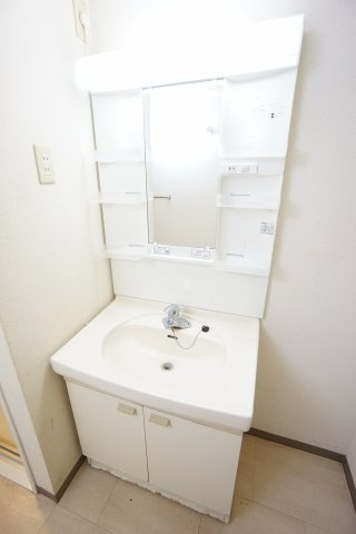 【独立洗面台】 | ラフィネ小倉 | ※同物件、同タイプのお部屋です