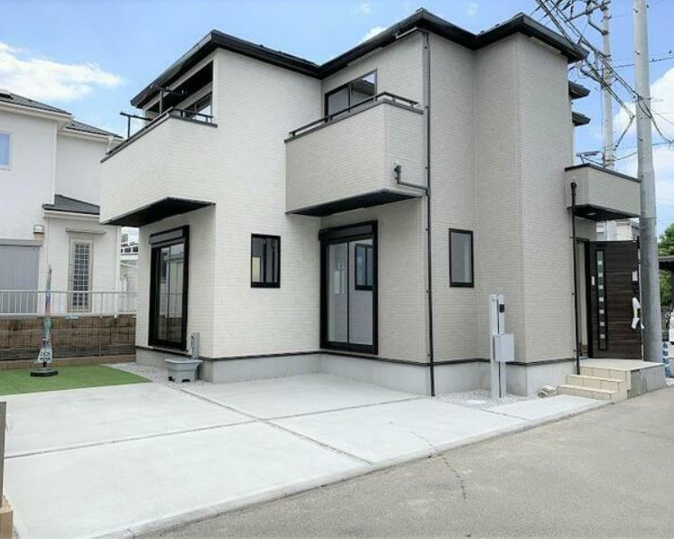 藤岡市上戸塚4期（全1棟）1号棟の外観|外はこのようになっています