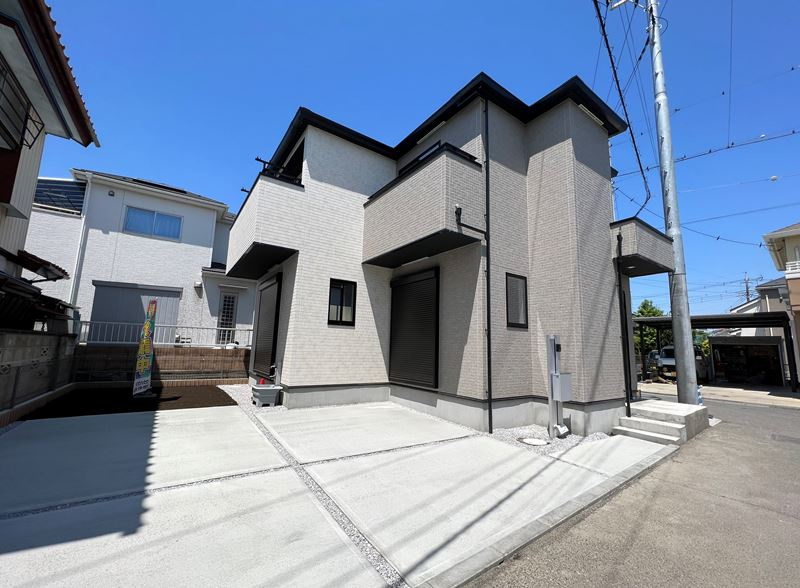 藤岡市上戸塚4期（全1棟）1号棟の外観|外観もきれいです