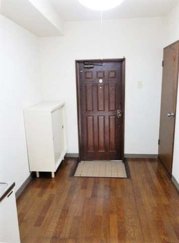 Ｋ1マンションの玄関