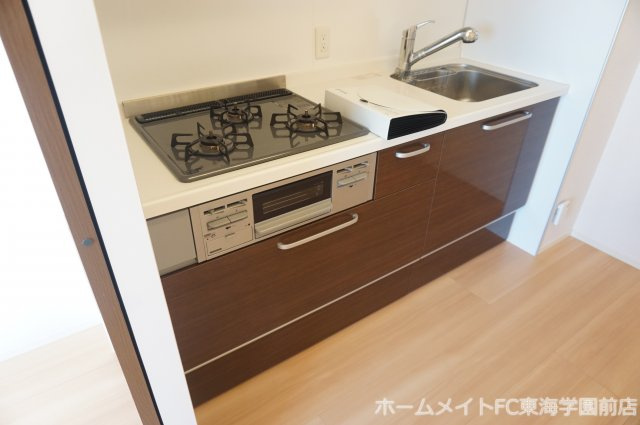熊本市東区下南部３丁目のアパートのキッチン