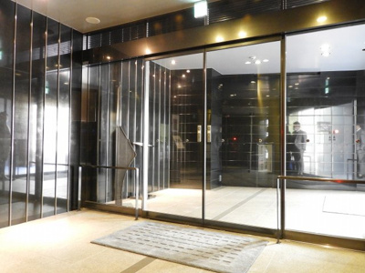 【エントランス】 | ジオグランデ梅田茶屋町レジデンス