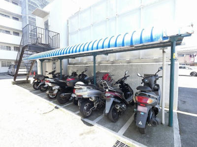【その他共用部分】 | グリーンプラザ川崎 | バイク置場です。