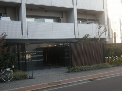 【エントランス】 | イニシア府中 | ダブルオートロックシステム完備です。