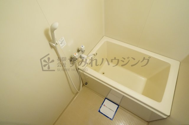 ボナール伊丹の浴室