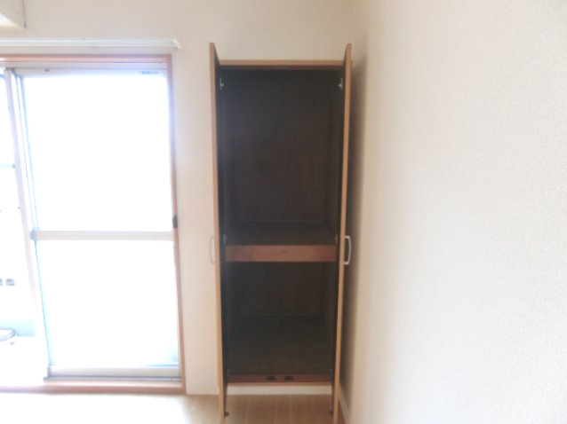 山本ハイツの収納