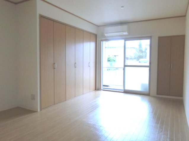 山本ハイツの寝室