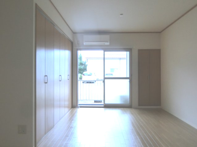 山本ハイツの寝室