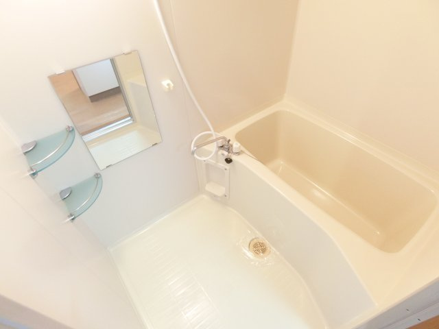 山本ハイツの浴室