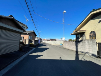 【前面道路含む現地写真】