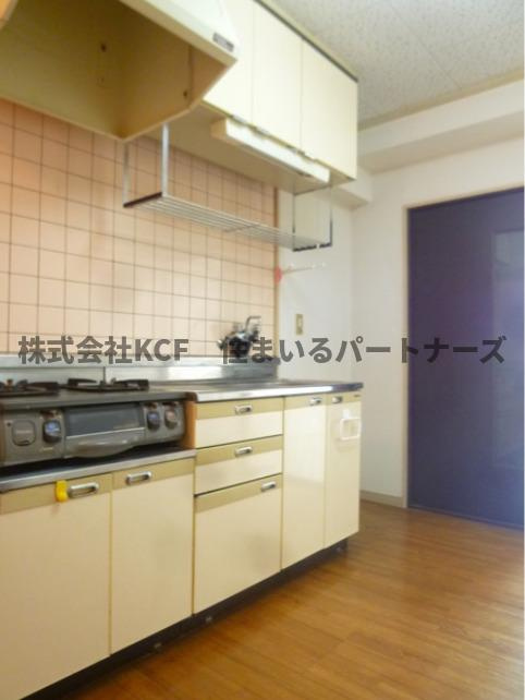 大津屋ビルのキッチン|きれいなキッチンです