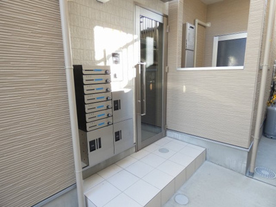 【エントランス】 | ルミエール石場町