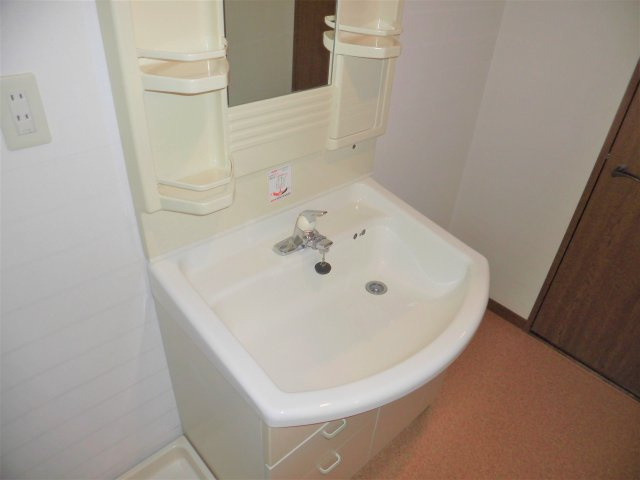 メゾンラフィネの独立洗面台