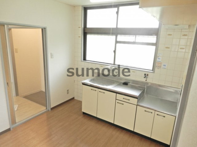 【居間・リビング】 | 登町ハイツ