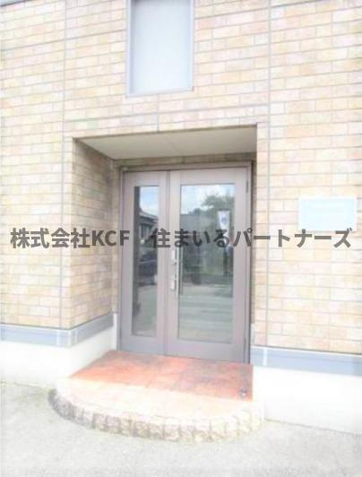 ドミールパークIIのエントランス|落ち着いたエントランスです