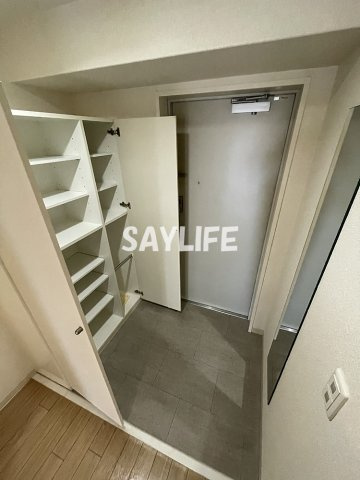 エーデル深江橋の玄関